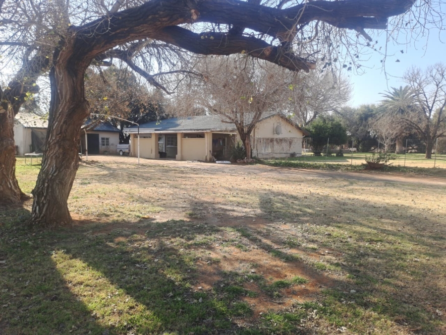 3 Bedroom Property for Sale in Bainsvlei Free State